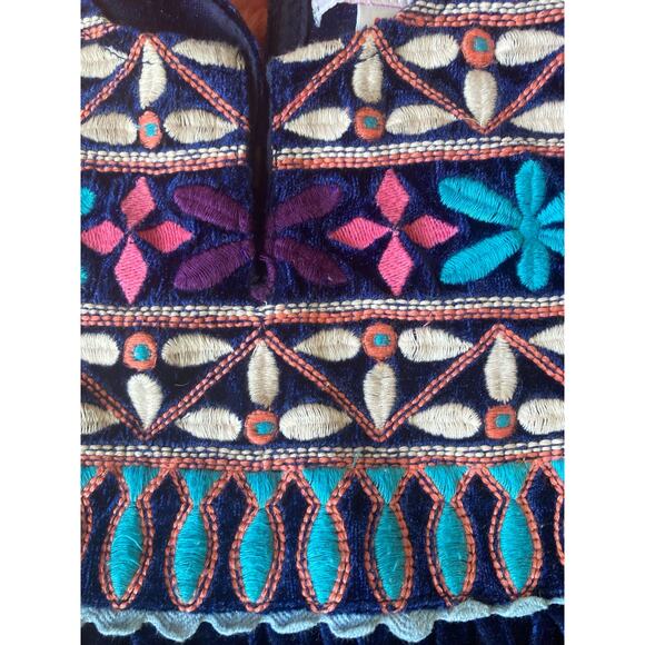 Cheeni Velvet Dress Girls Toddler Embroidered Flowers ~ Sz 3 3T Darling! - Picture 3 of 6